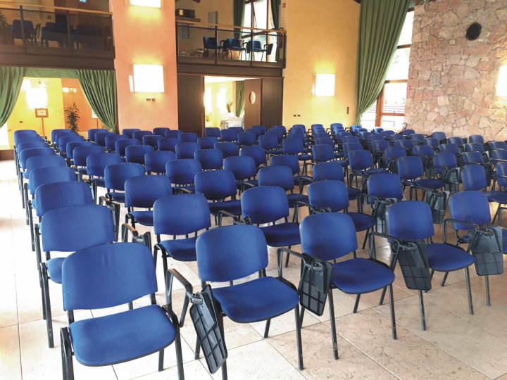 sedie con ribaltina in teessuto