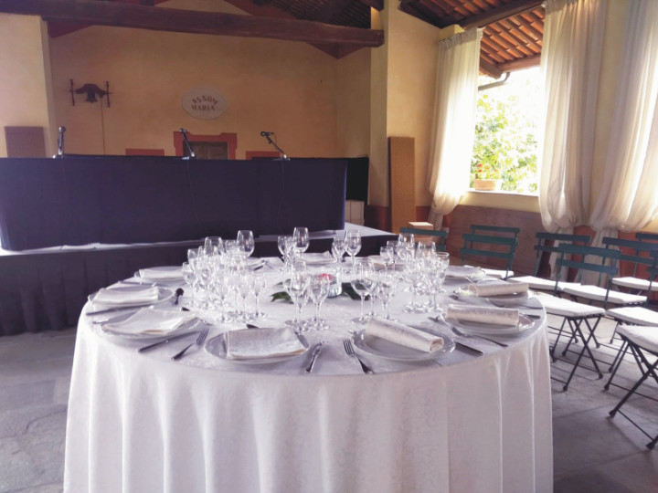 noleggio tavoli catering